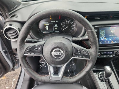 2023 Nissan Kicks SR