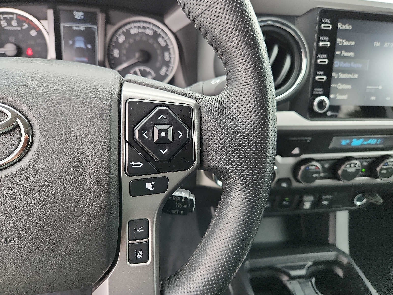 2023 Toyota Tacoma SR5