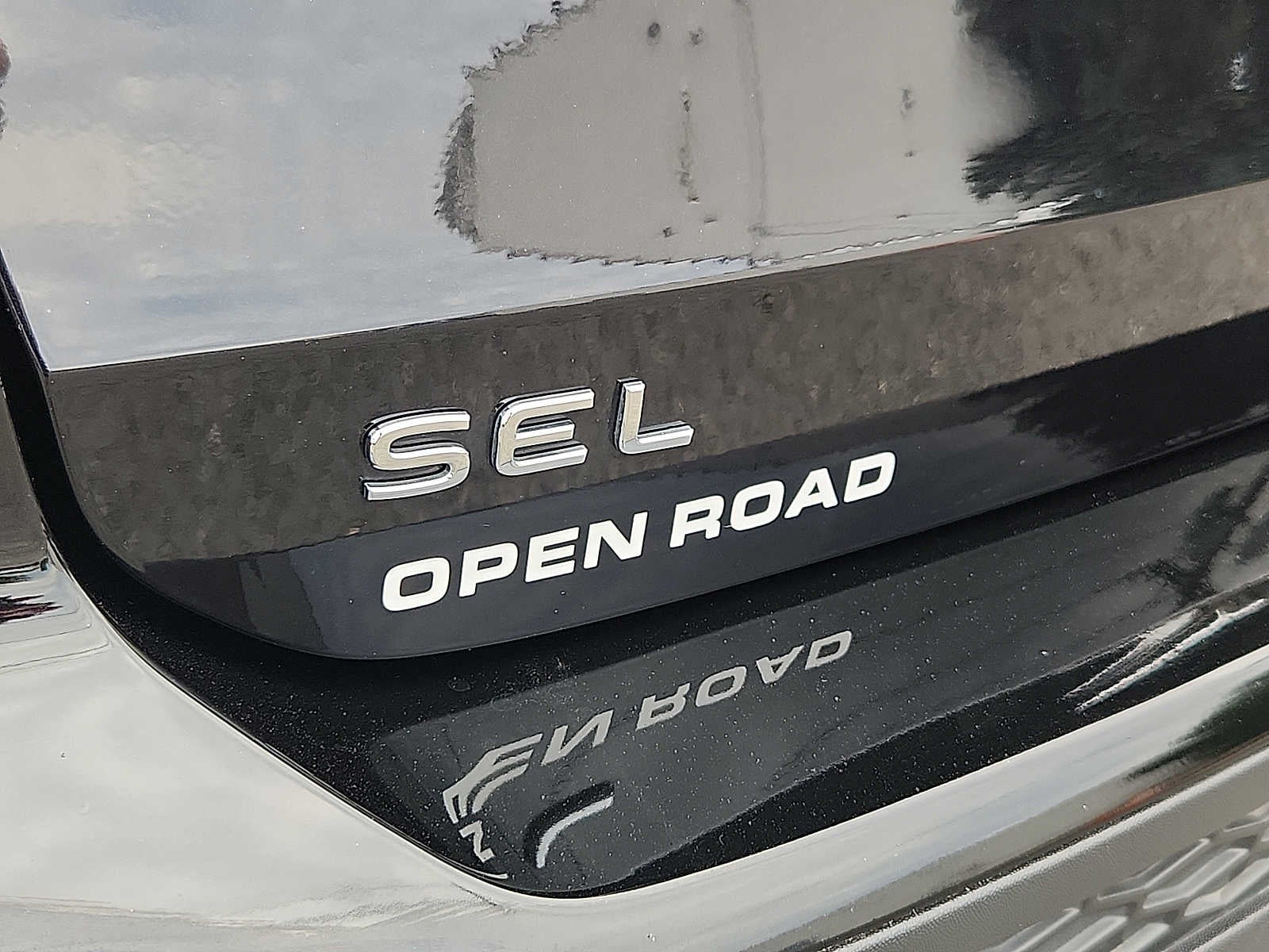 2025 Volkswagen Taos SEL