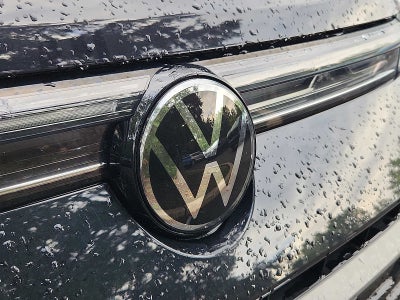 2025 Volkswagen Taos SEL