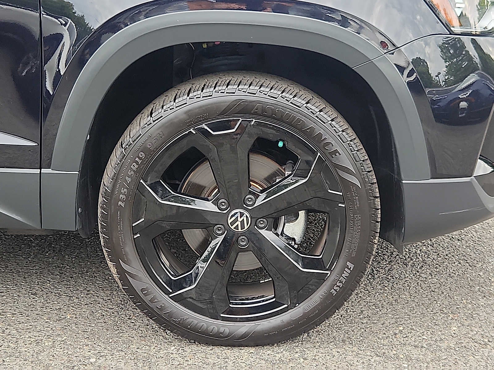 2025 Volkswagen Taos SEL
