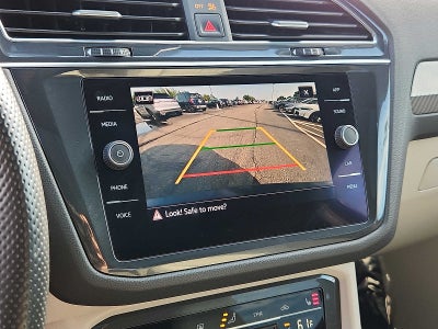2022 Volkswagen Tiguan SE R-Line Black