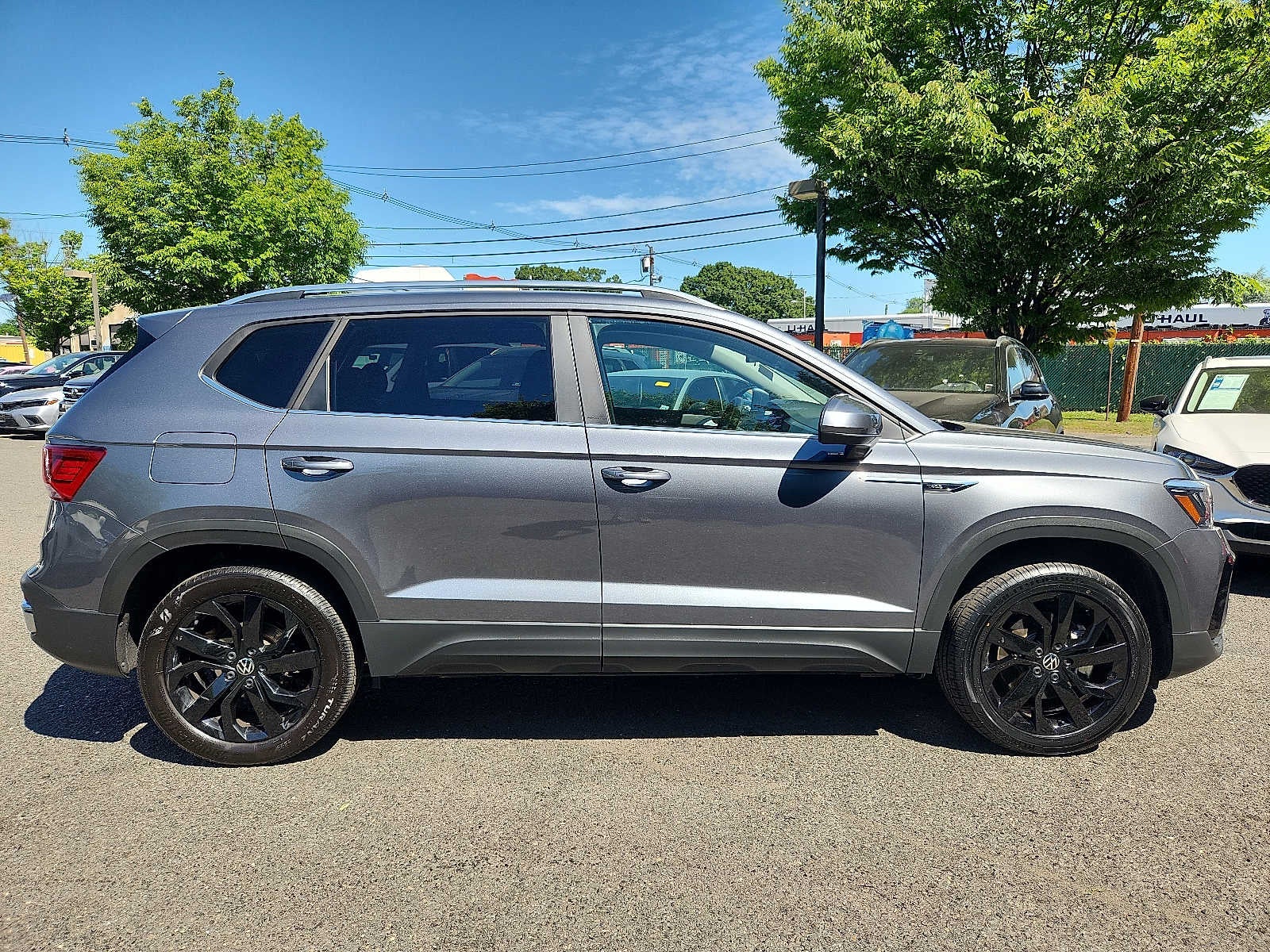 2022 Volkswagen Taos SE