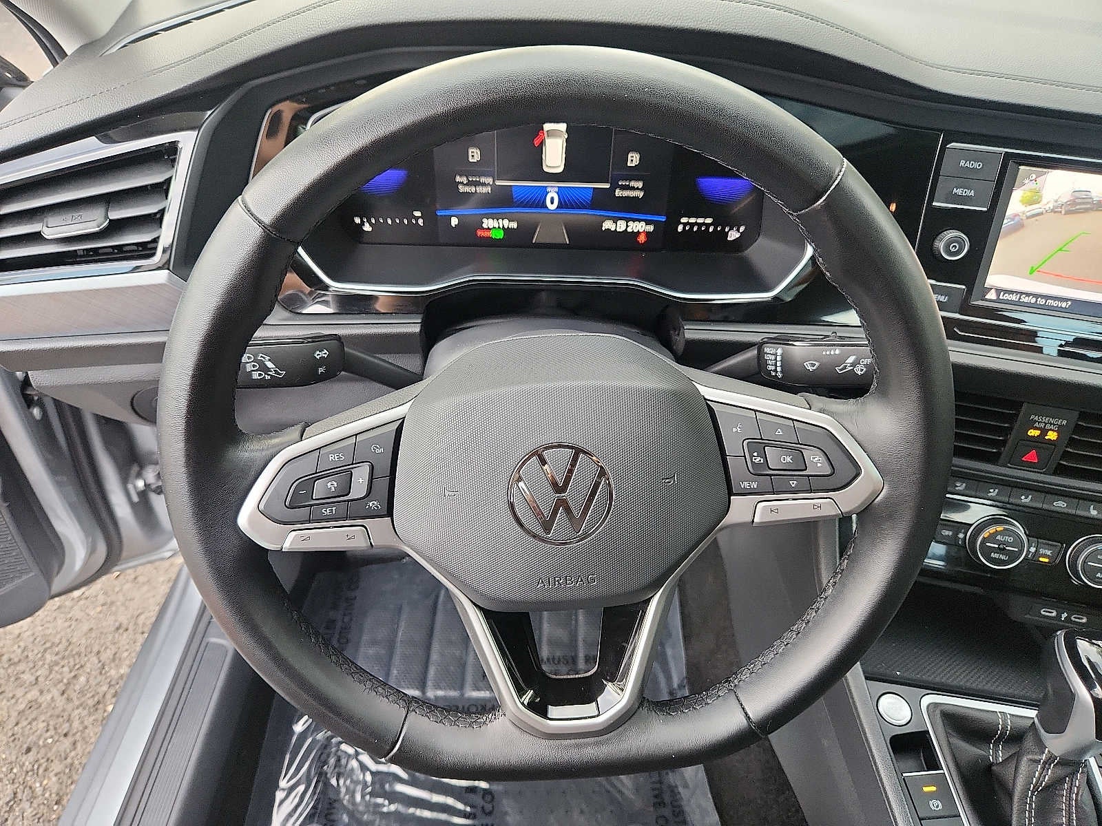 2023 Volkswagen Jetta SE