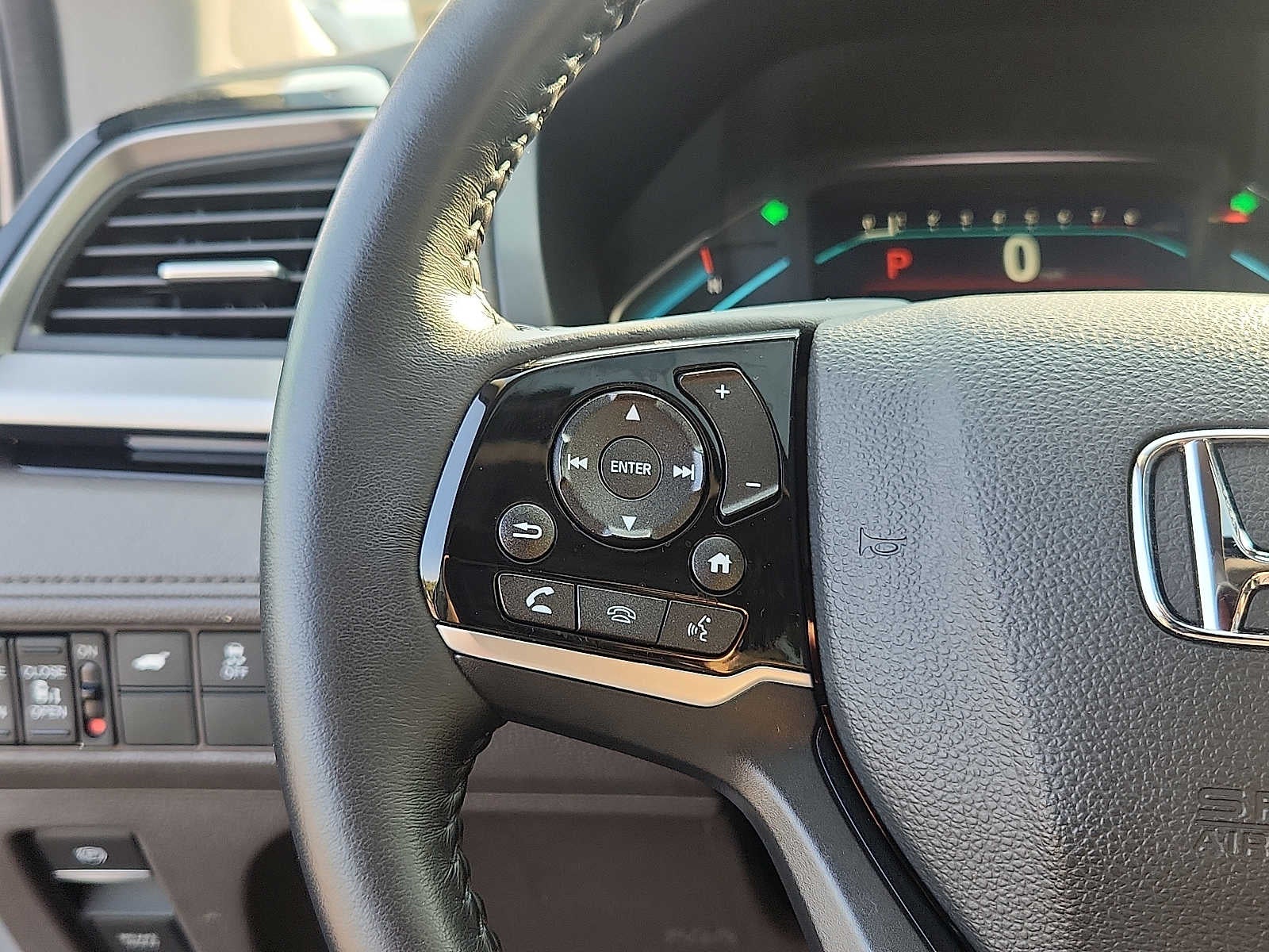 2024 Honda Odyssey Touring