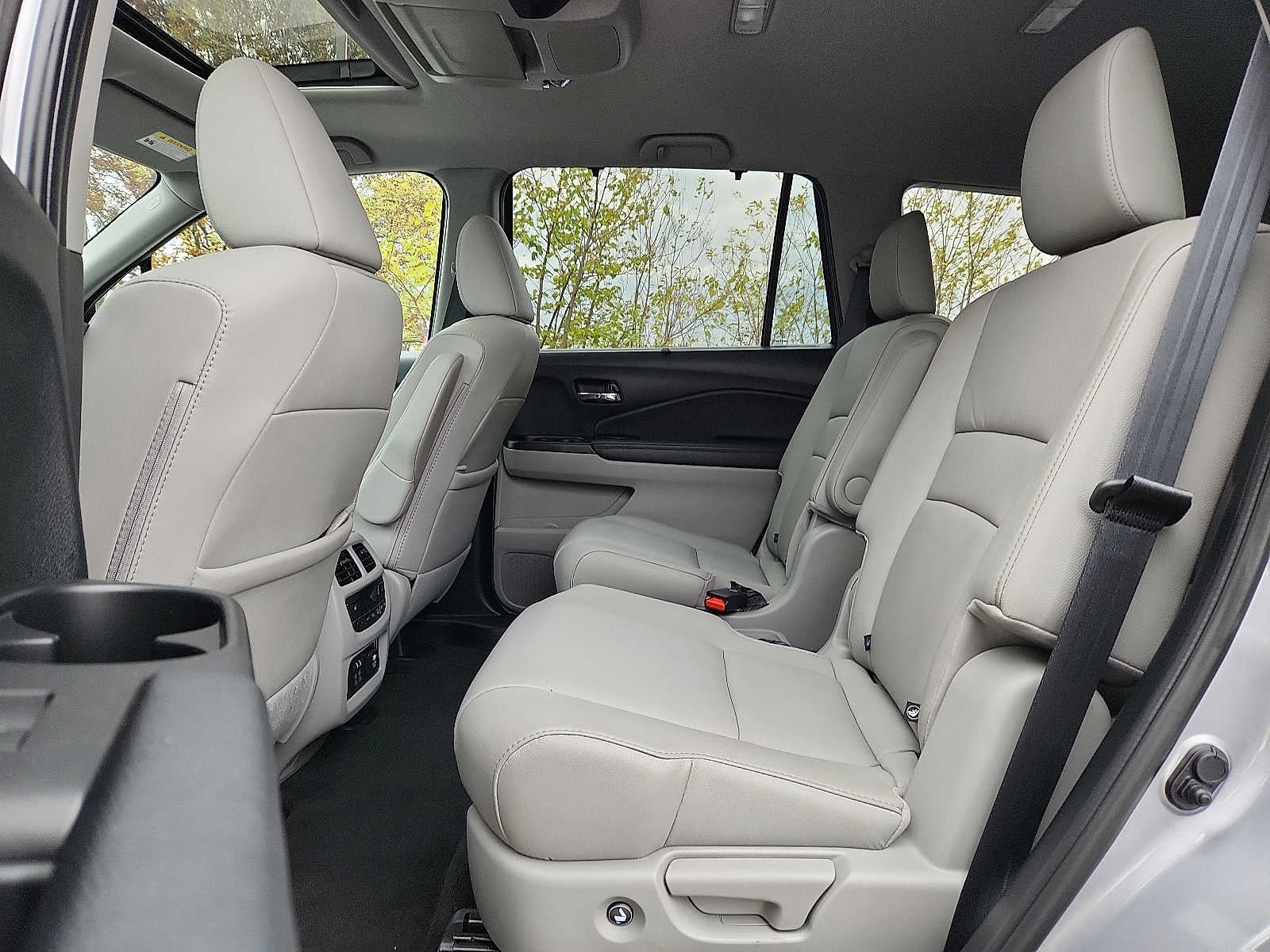 2022 Honda Pilot Touring 7-Passenger
