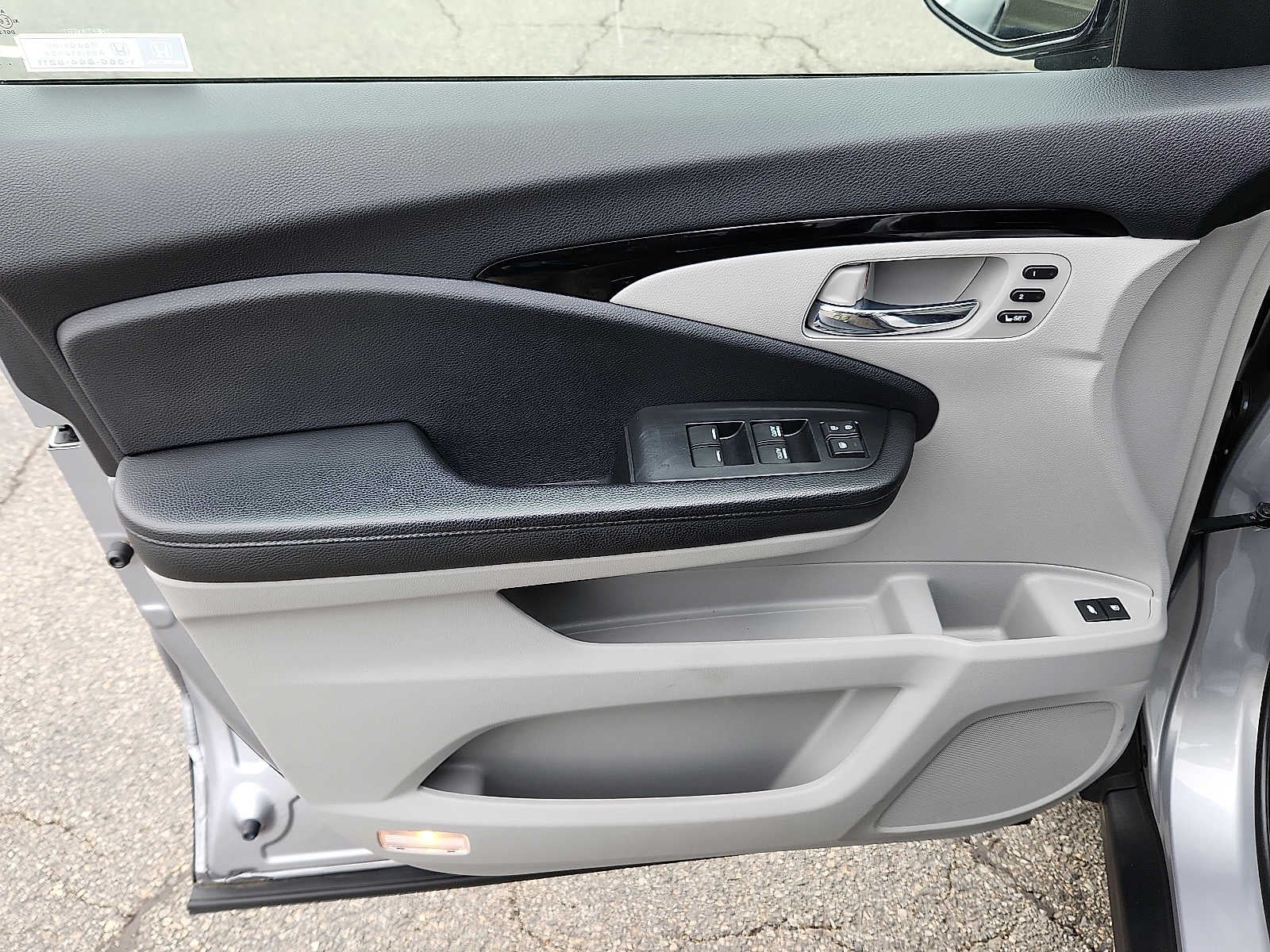 2022 Honda Pilot Touring 7-Passenger