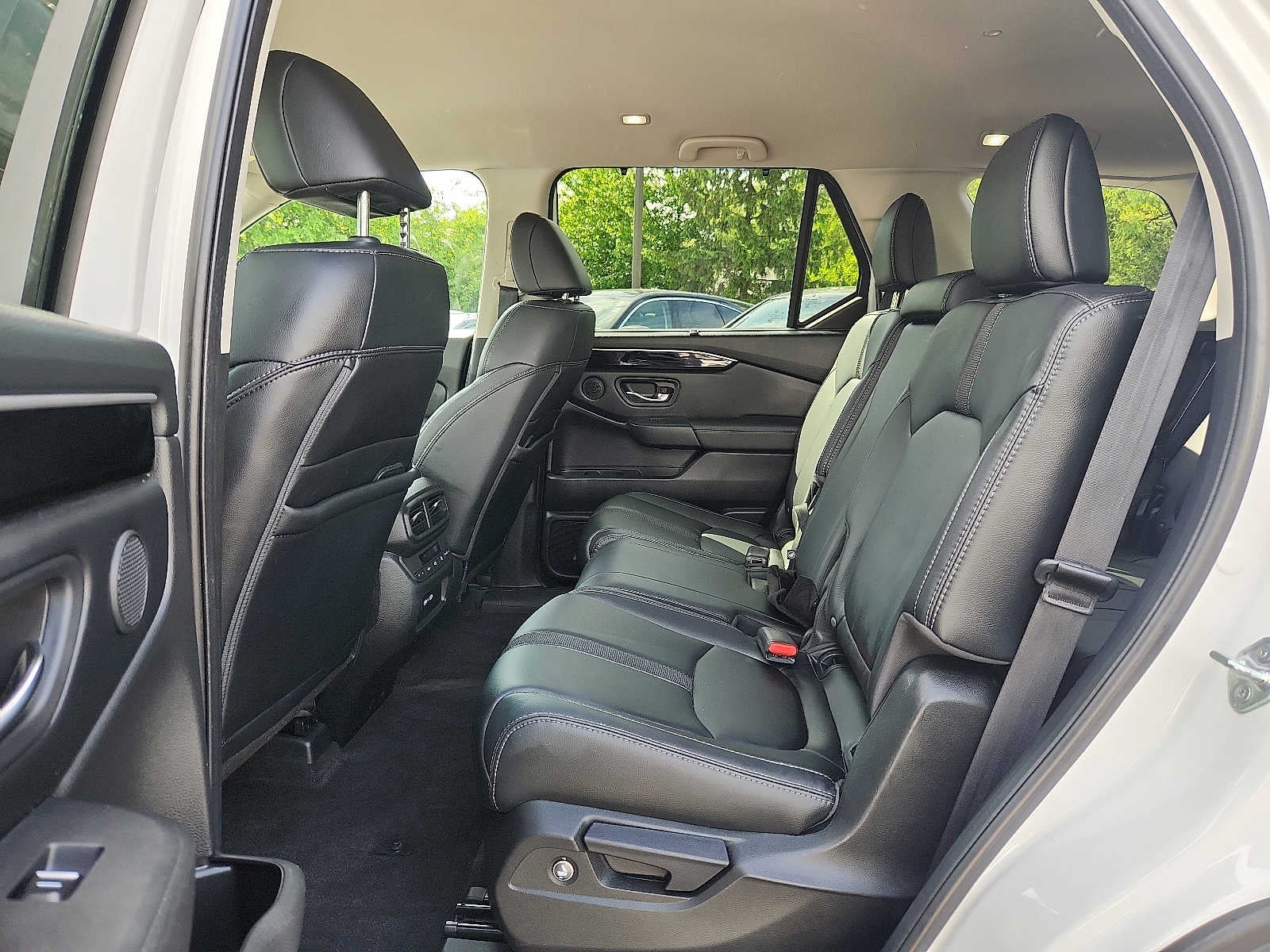 2023 Honda Pilot EX-L 8 Passenger