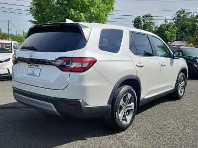2023 Honda Pilot EX-L 8 Passenger