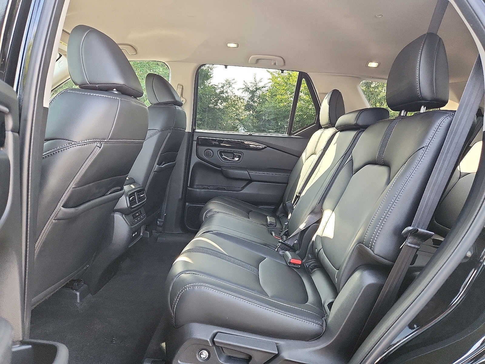 2023 Honda Pilot EX-L 8 Passenger