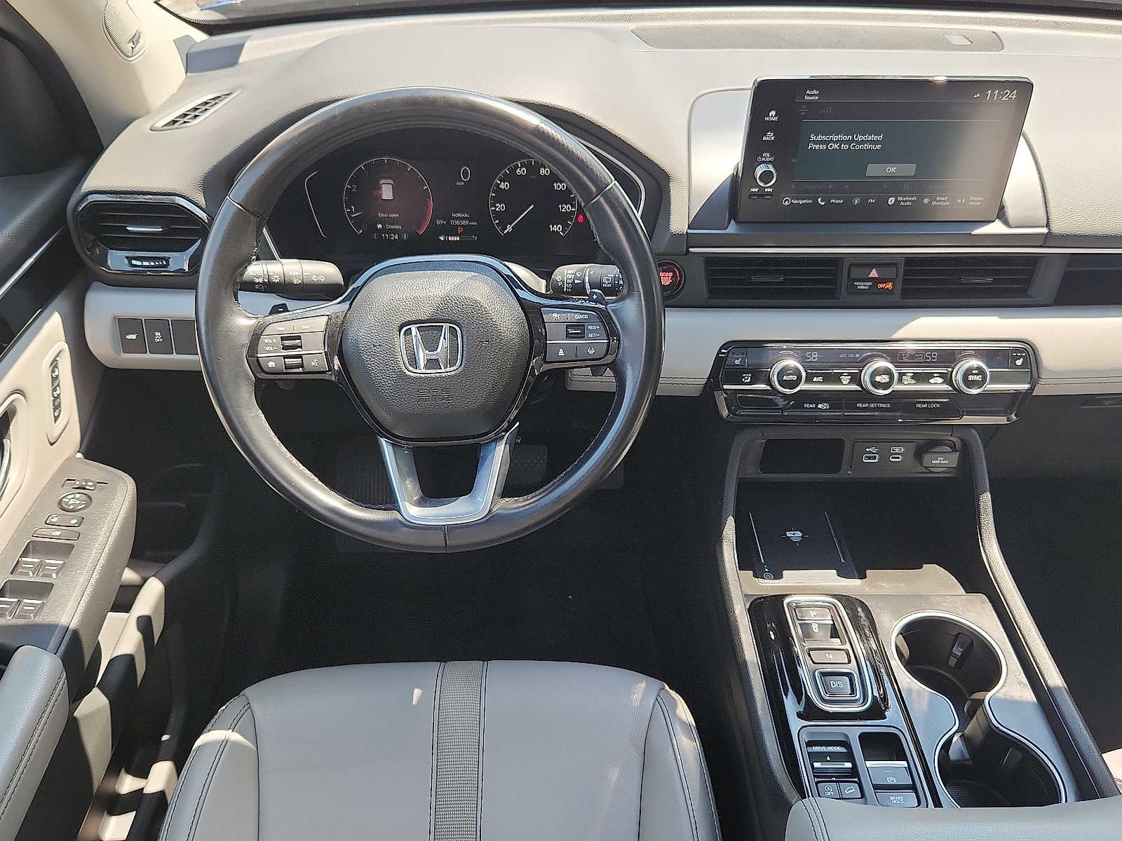 2024 Honda Pilot Touring