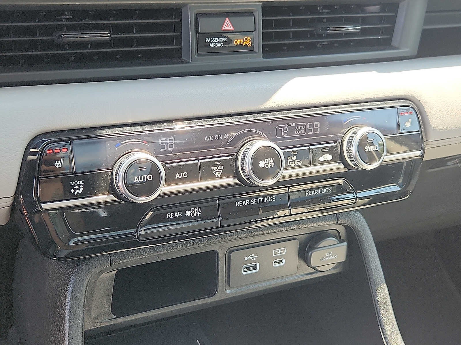 2024 Honda Pilot Touring