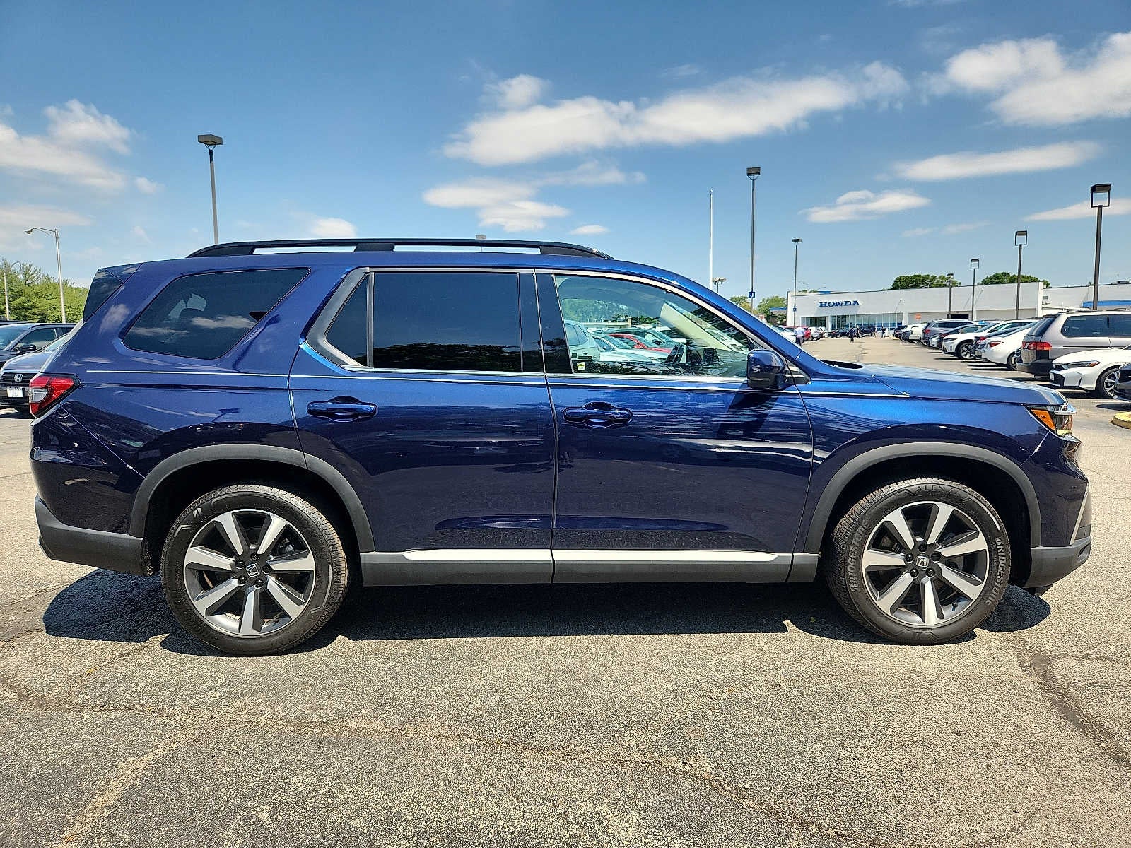 2024 Honda Pilot Touring