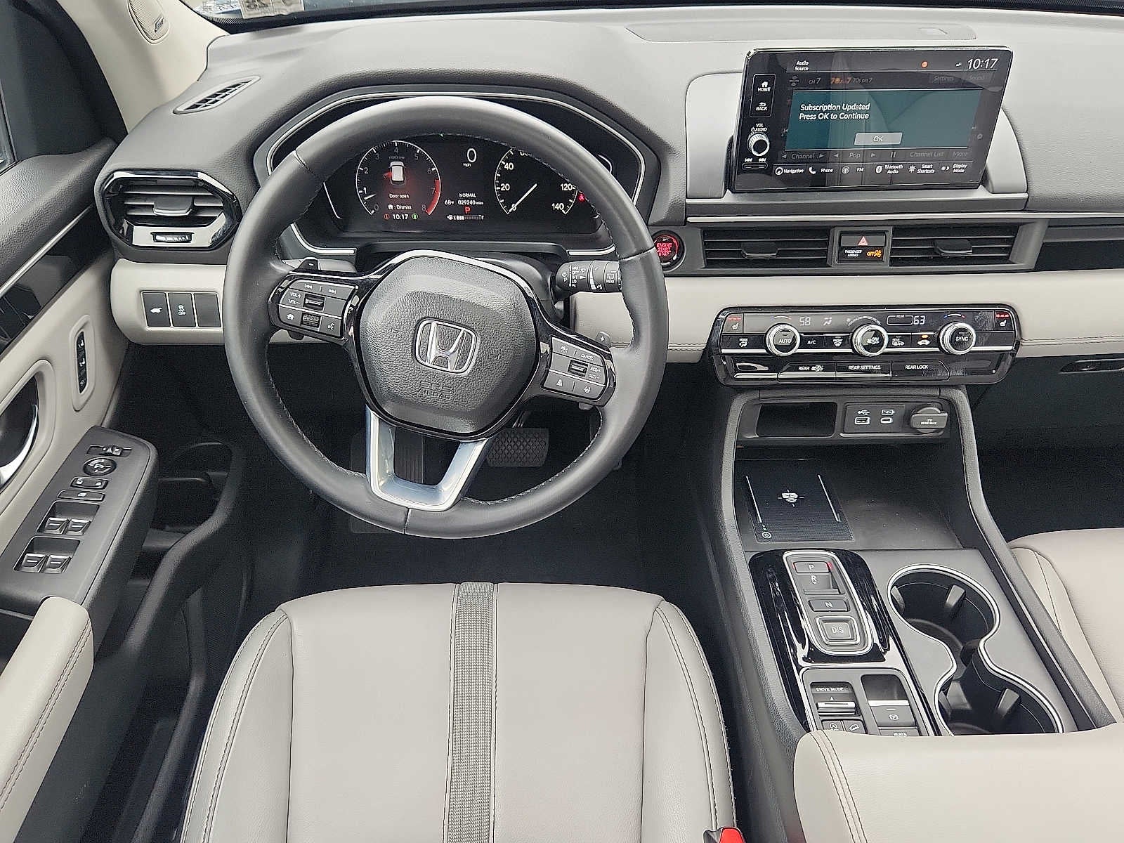 2023 Honda Pilot Touring