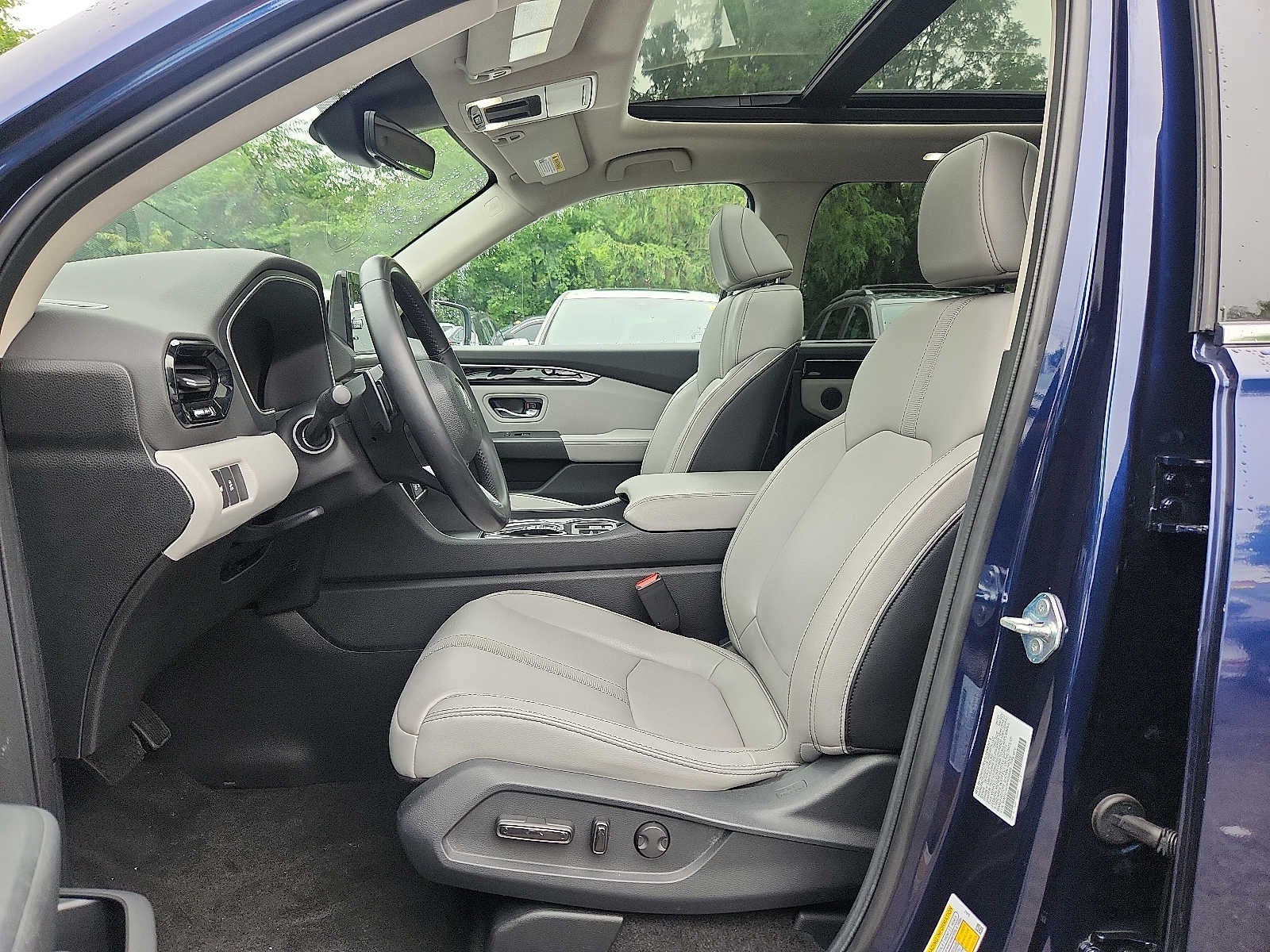 2023 Honda Pilot Touring