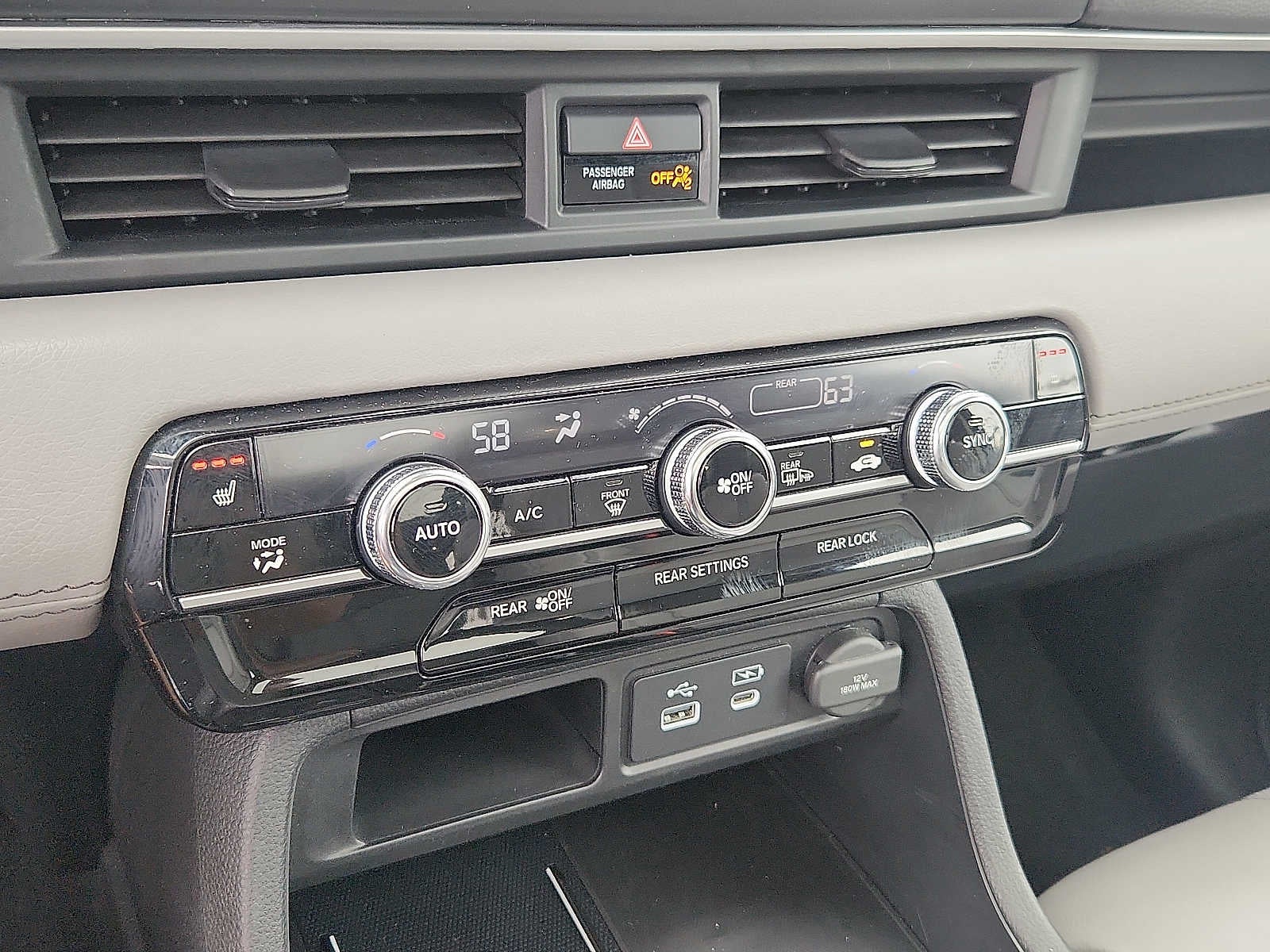 2023 Honda Pilot Touring