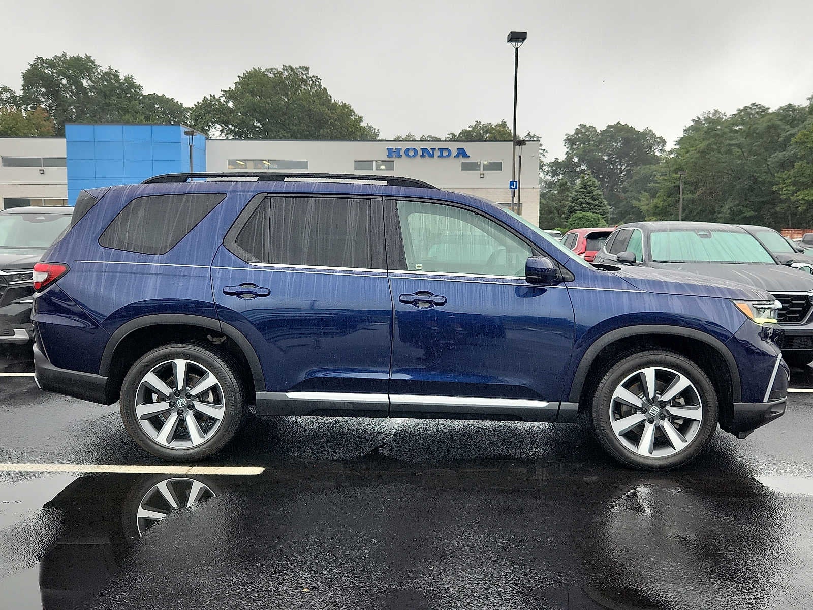 2025 Honda Pilot Touring
