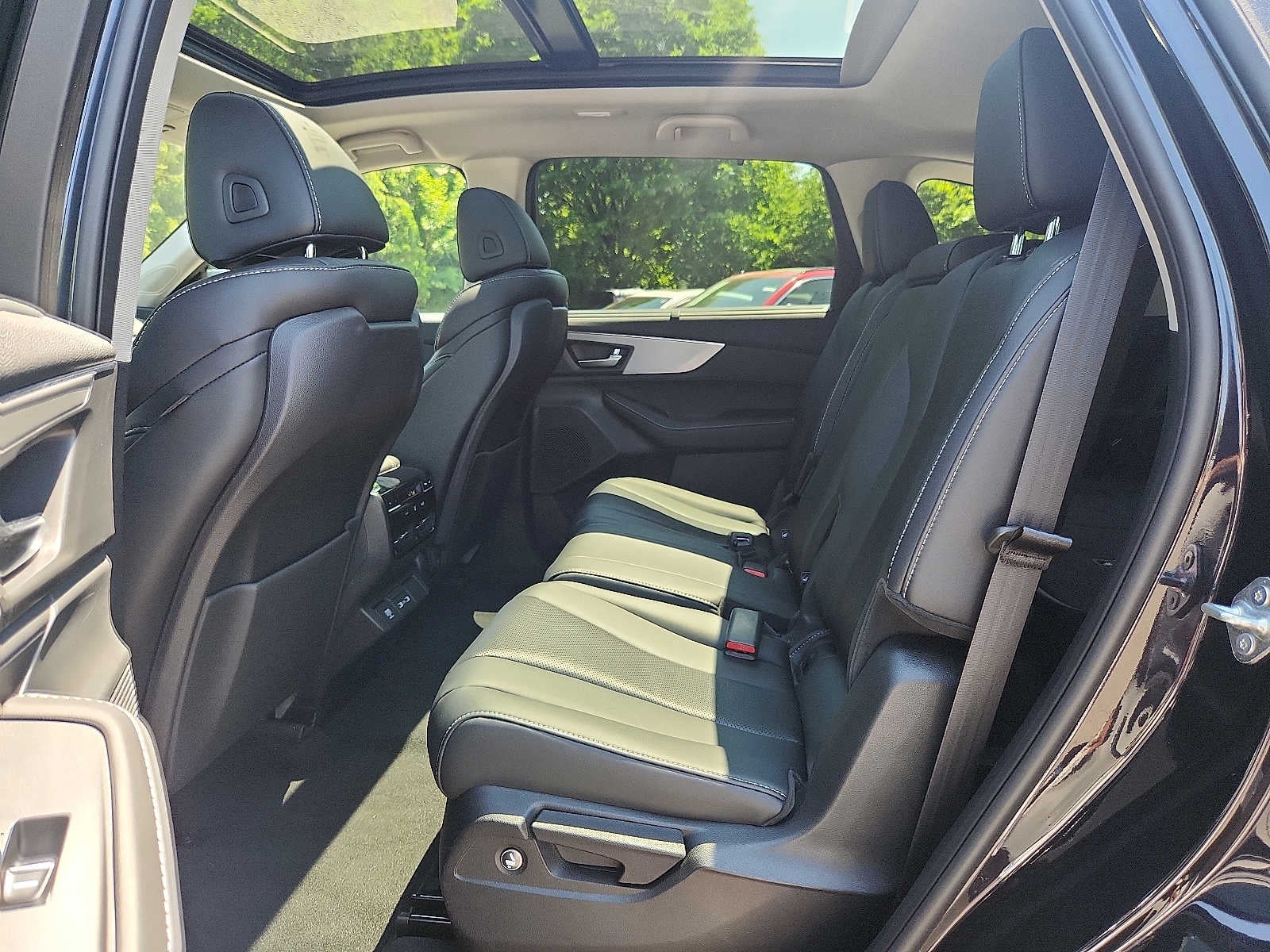 2023 Acura MDX w/Technology Package