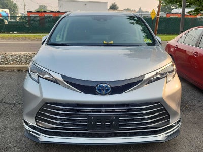 2021 Toyota Sienna Platinum