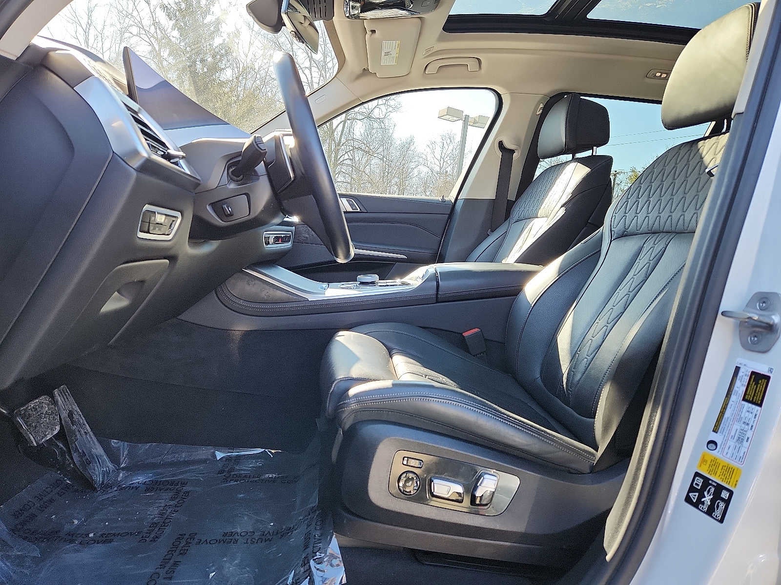 2023 BMW X7 xDrive40i