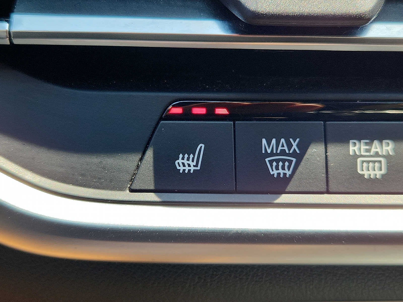 2023 BMW X6 xDrive40i xDrive40i