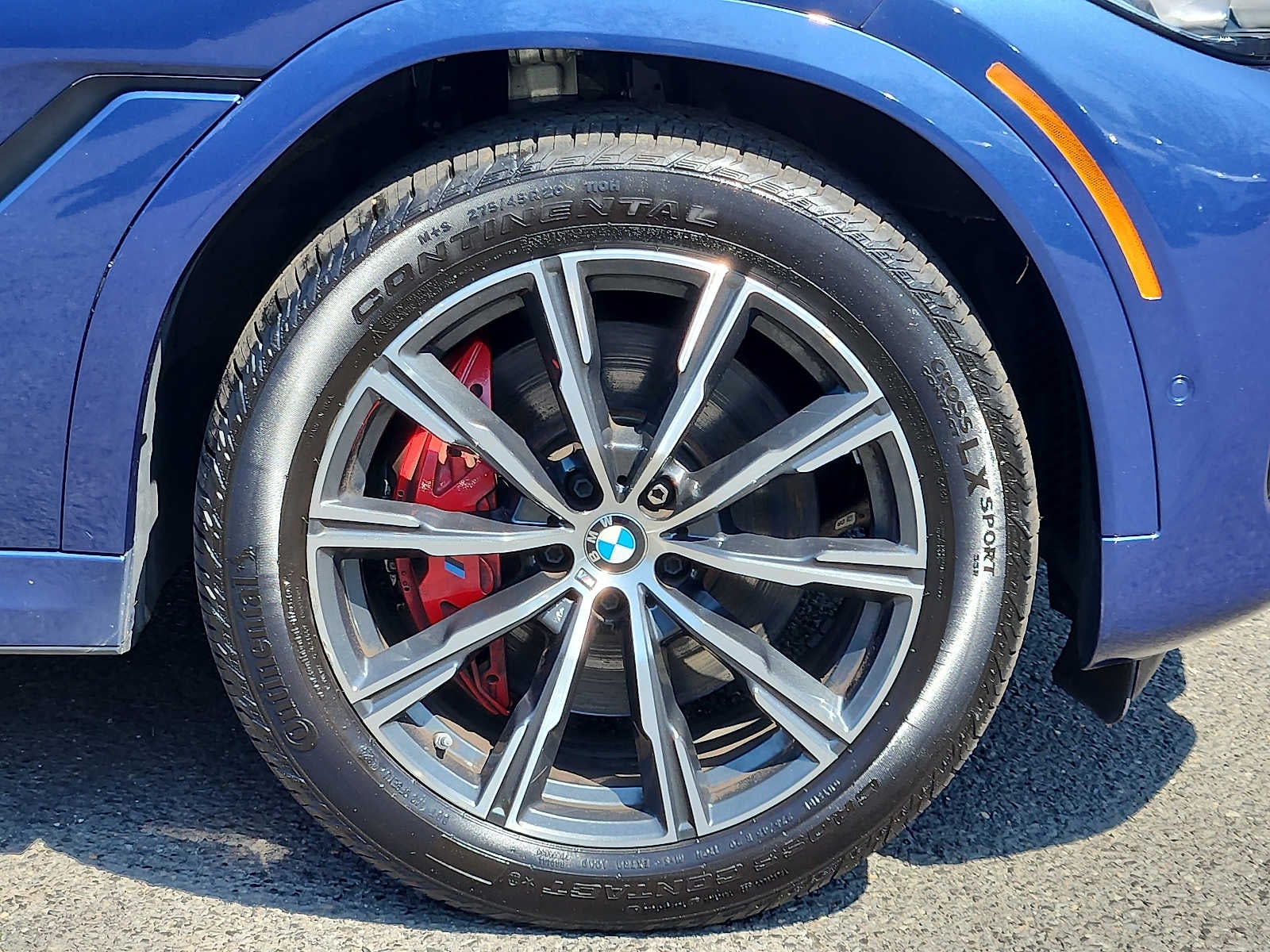 2023 BMW X6 xDrive40i xDrive40i