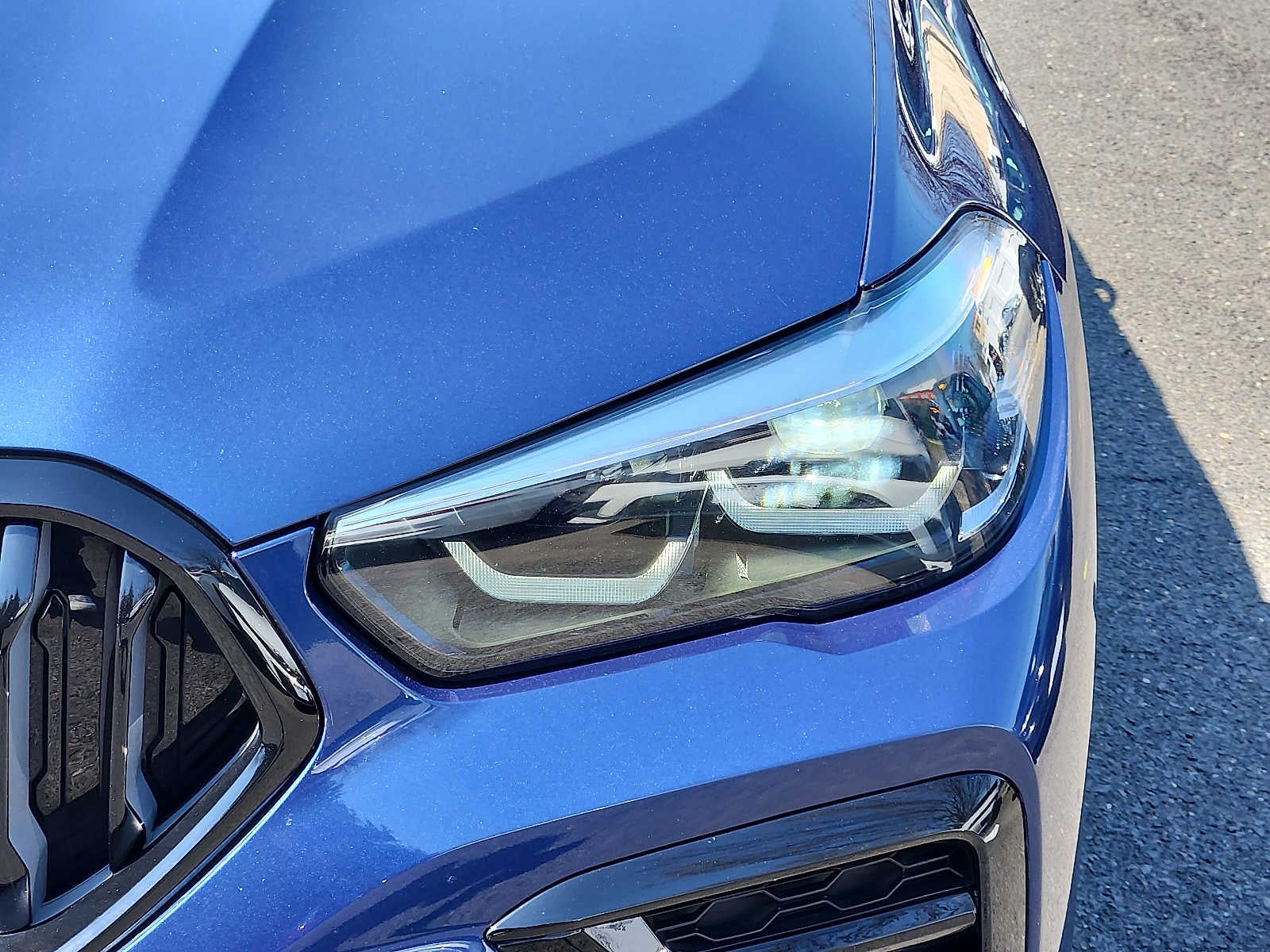 2023 BMW X6 xDrive40i xDrive40i