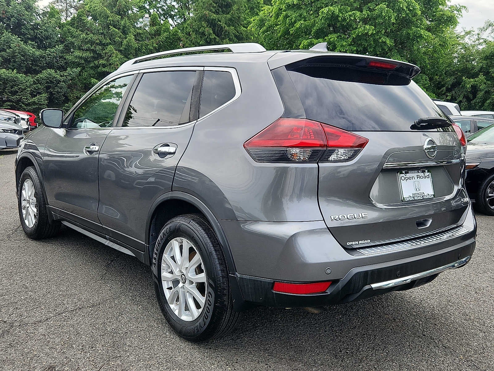 2020 Nissan Rogue SV