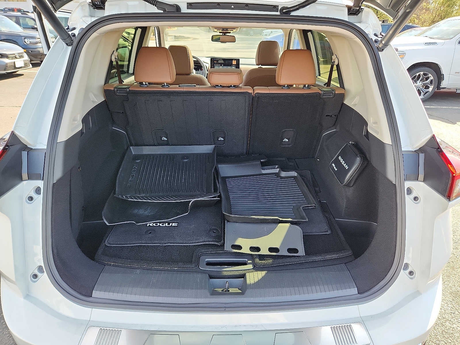 2024 Nissan Rogue Platinum