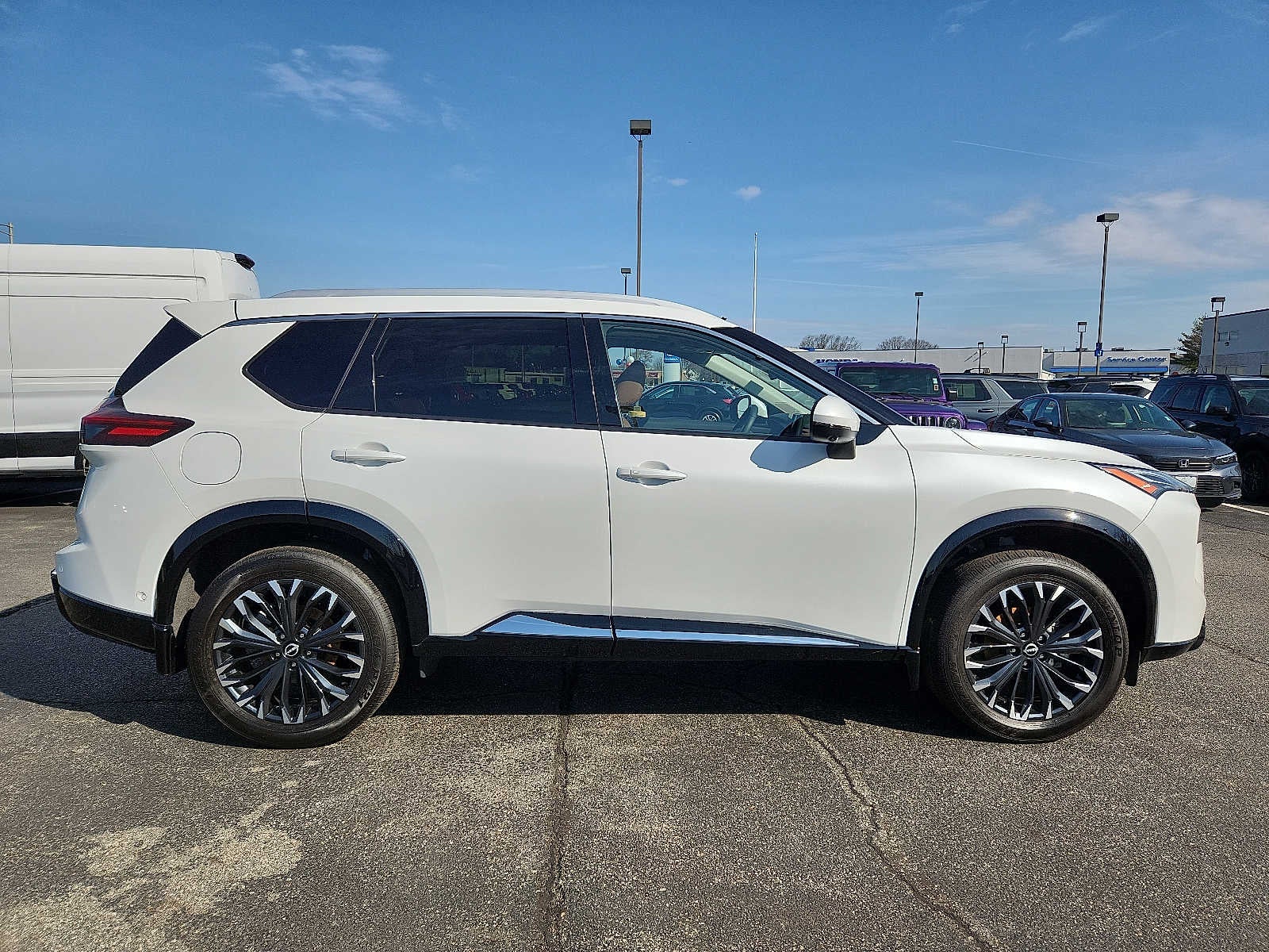 2024 Nissan Rogue Platinum