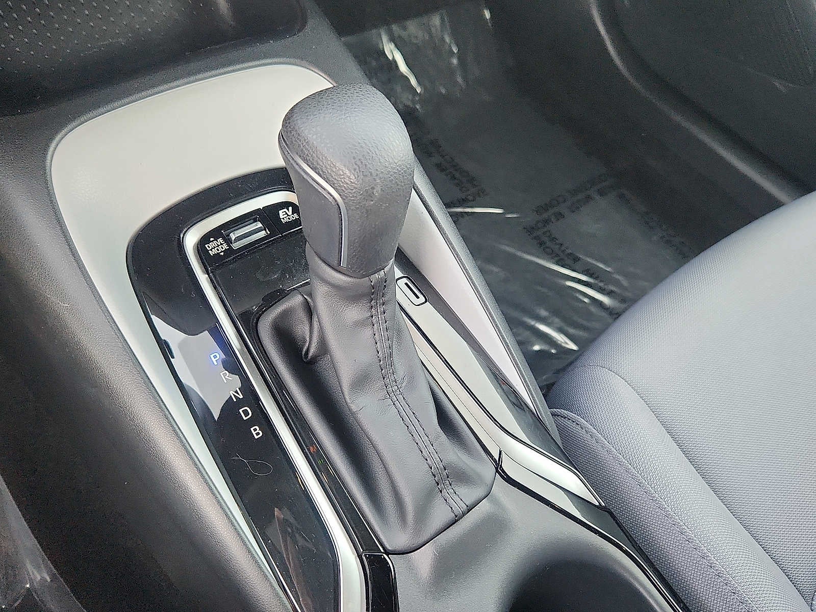 2024 Toyota Corolla Hybrid SE
