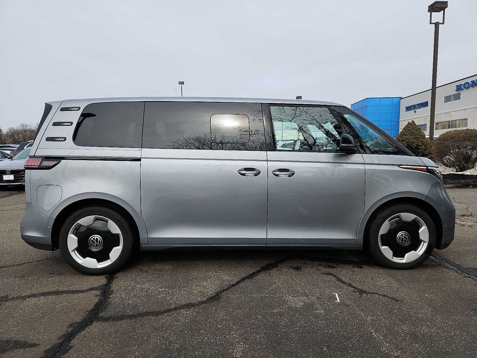 2025 Volkswagen ID. Buzz Pro S