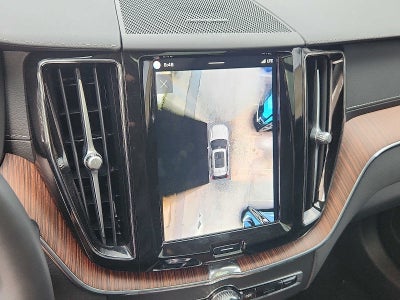 2024 Volvo XC60 Ultimate Dark Theme
