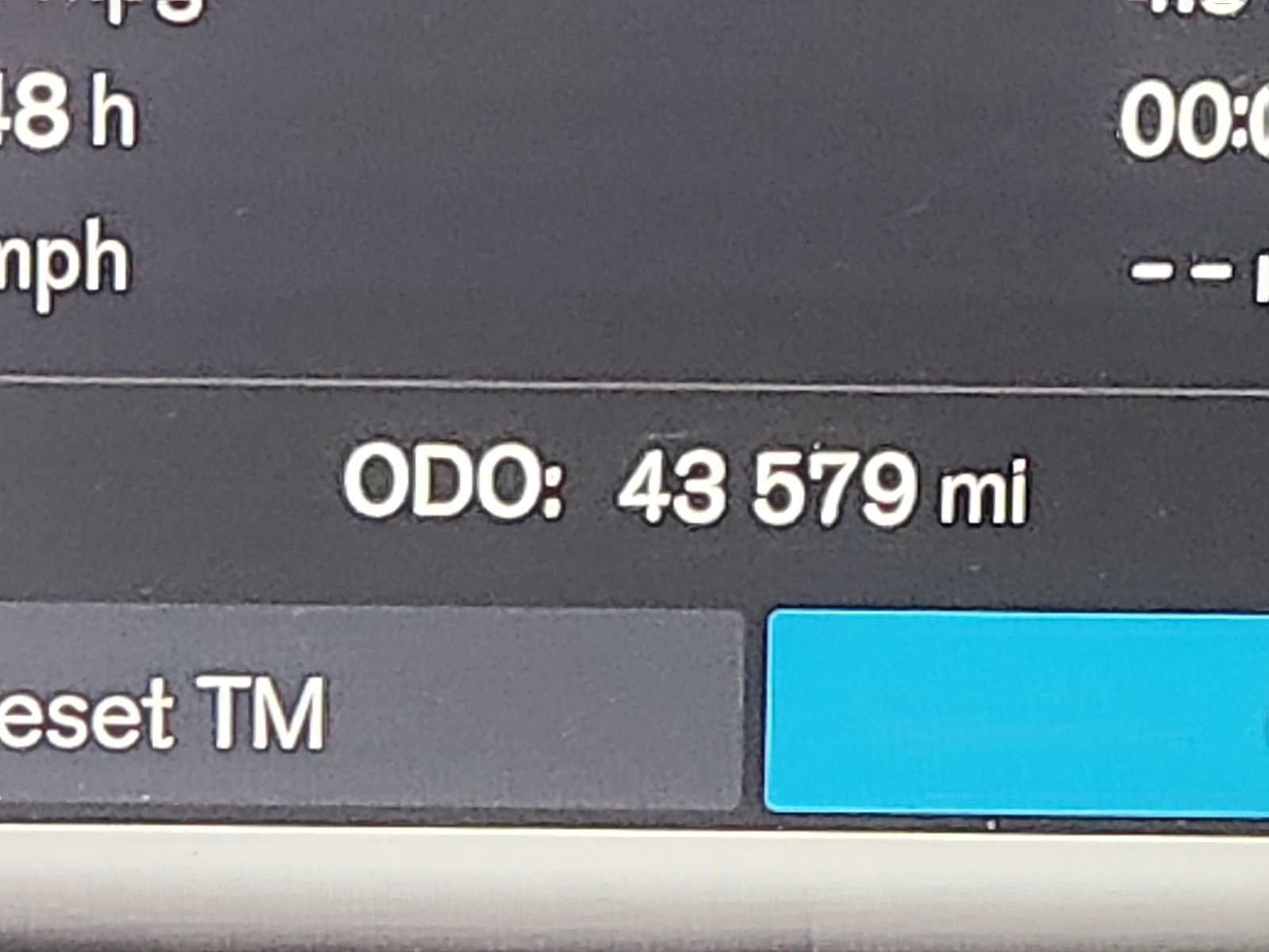 2024 Volvo XC60 Ultimate Dark Theme