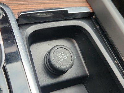 2024 Volvo XC60 Ultimate Dark Theme