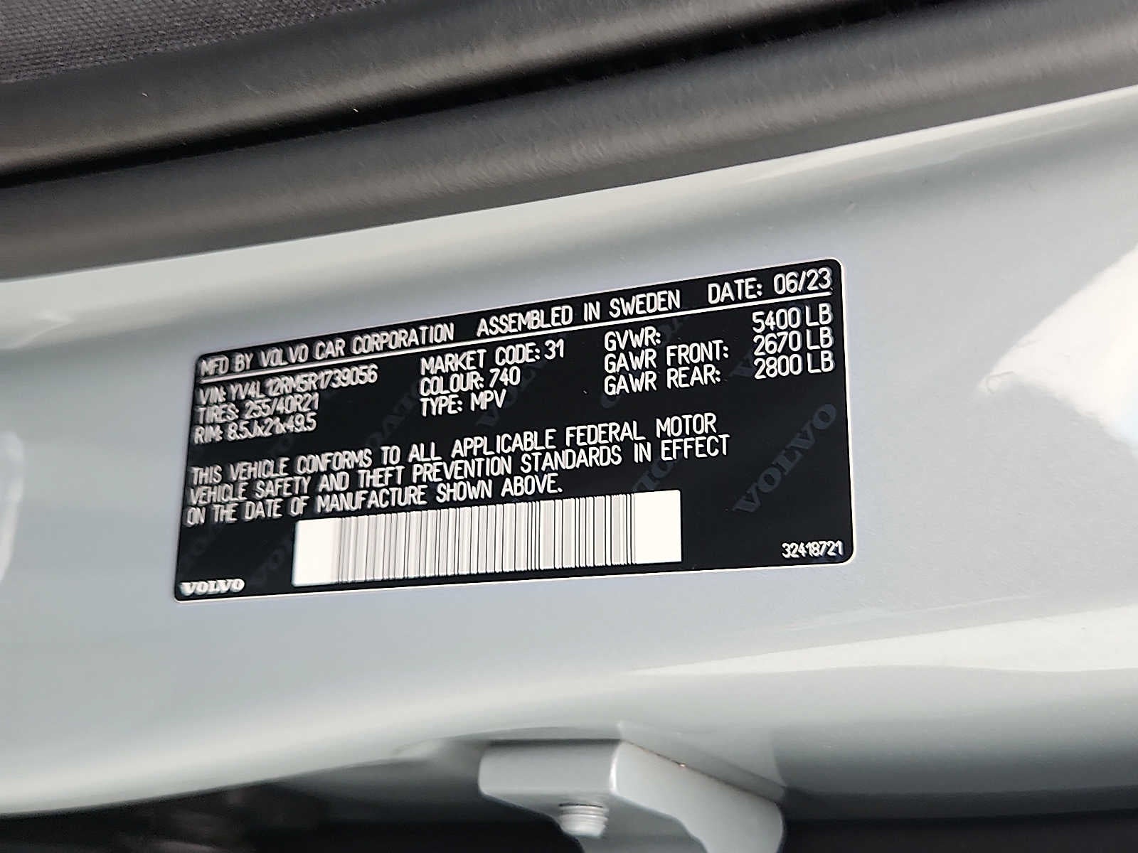 2024 Volvo XC60 Ultimate Dark Theme
