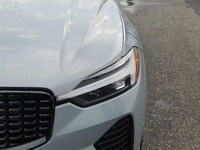 2024 Volvo XC60 Ultimate Dark Theme