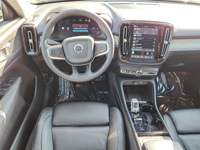 2023 Volvo XC40 Plus Dark Theme