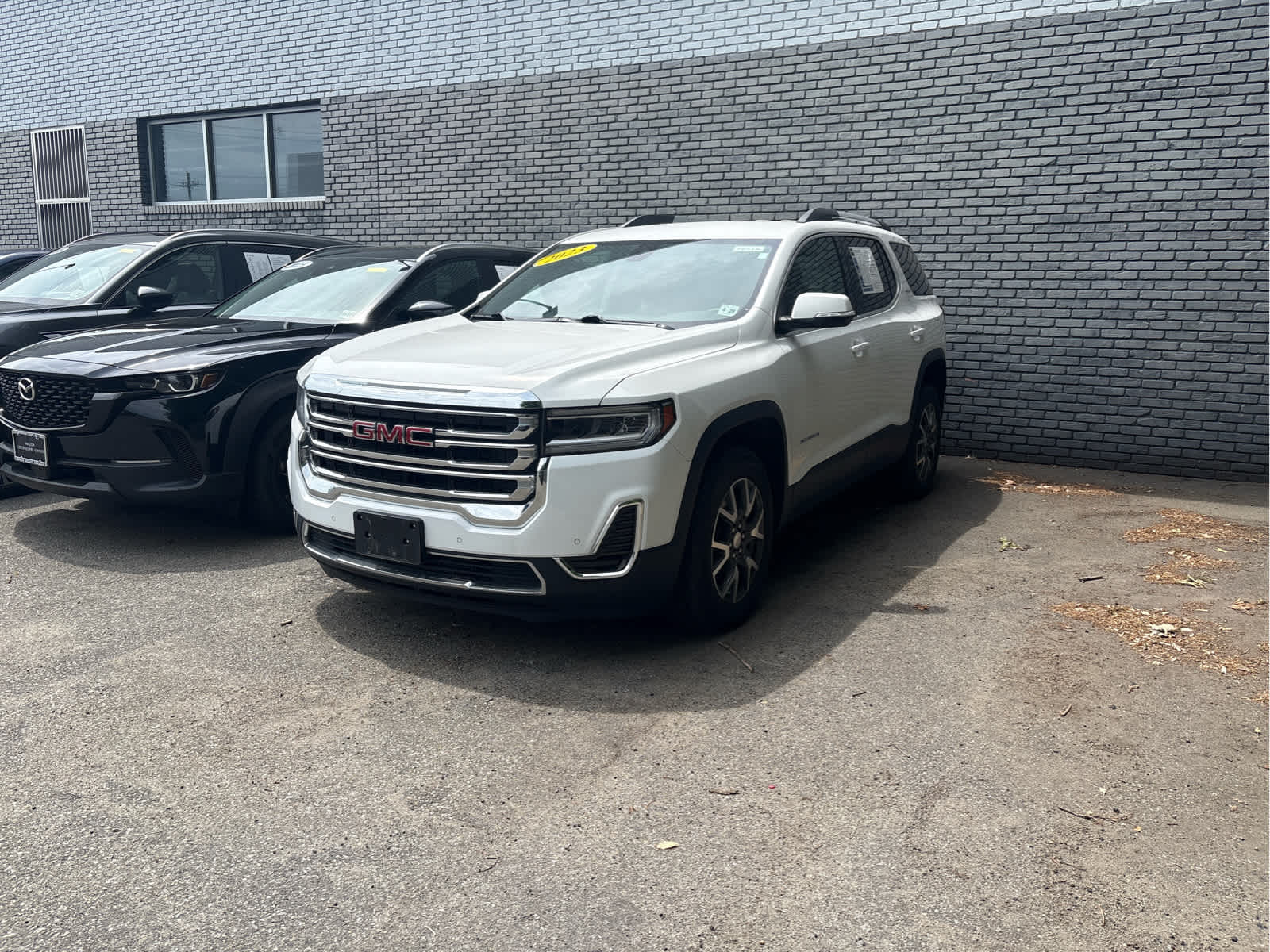 2023 GMC Acadia SLE