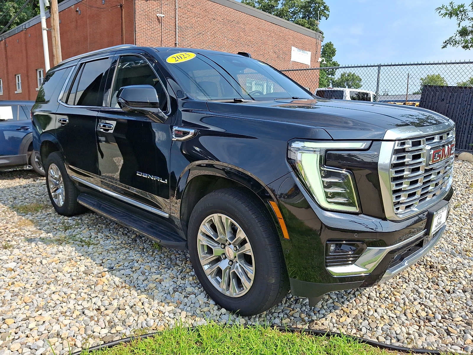 2025 GMC Yukon Denali