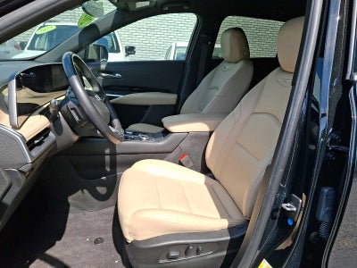 2024 Cadillac XT4 AWD Luxury