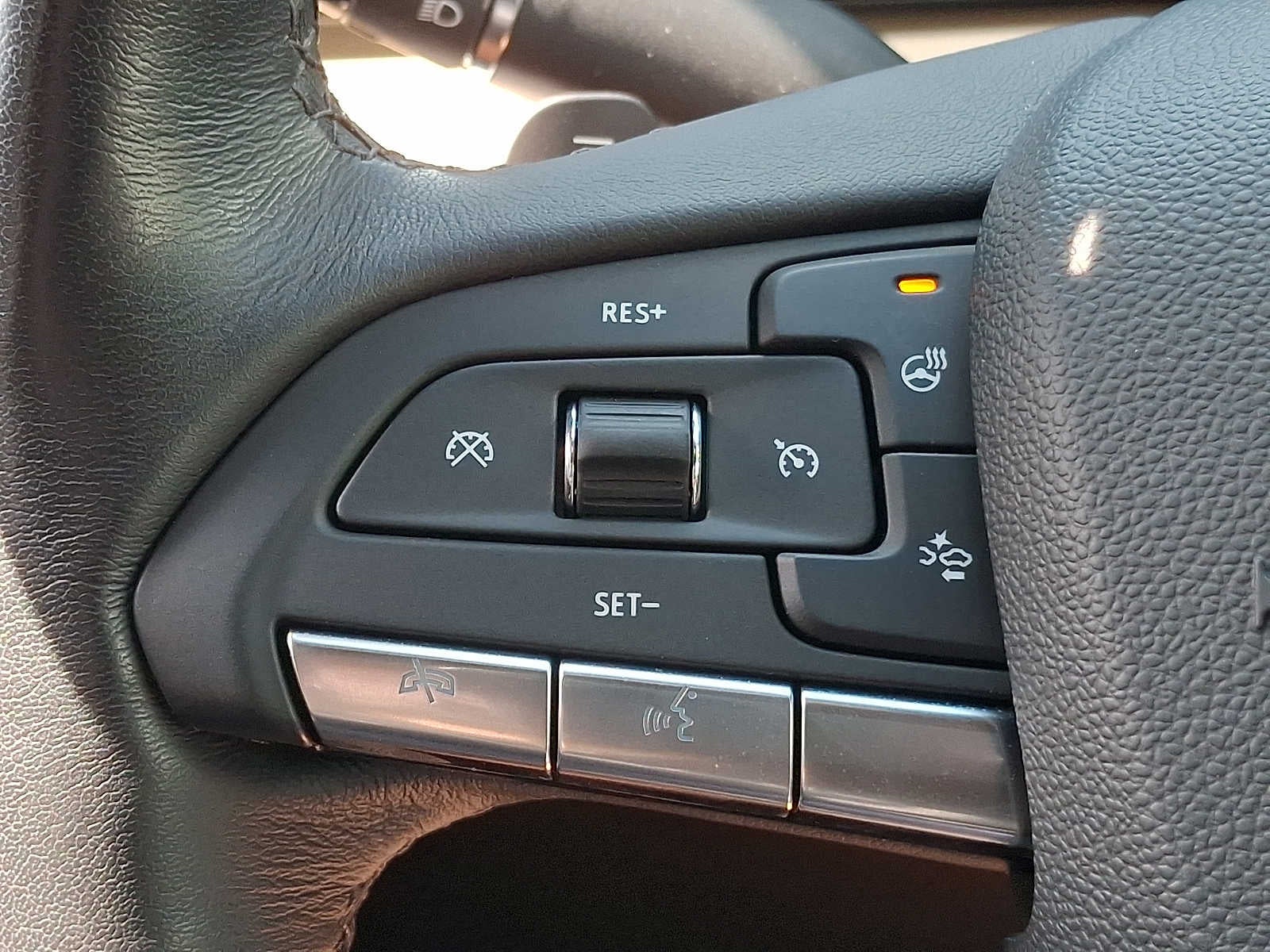 2024 Cadillac XT4 AWD Luxury