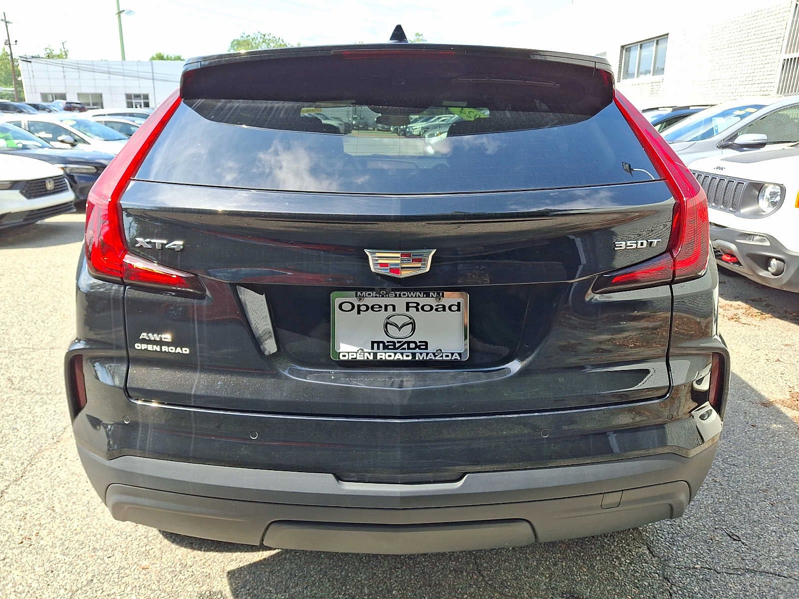 2024 Cadillac XT4 AWD Luxury