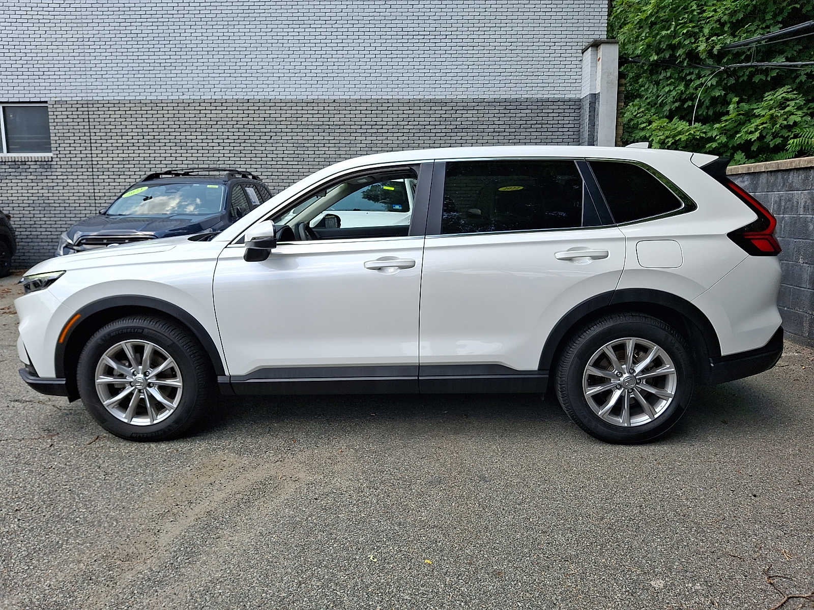 2023 Honda CR-V EX