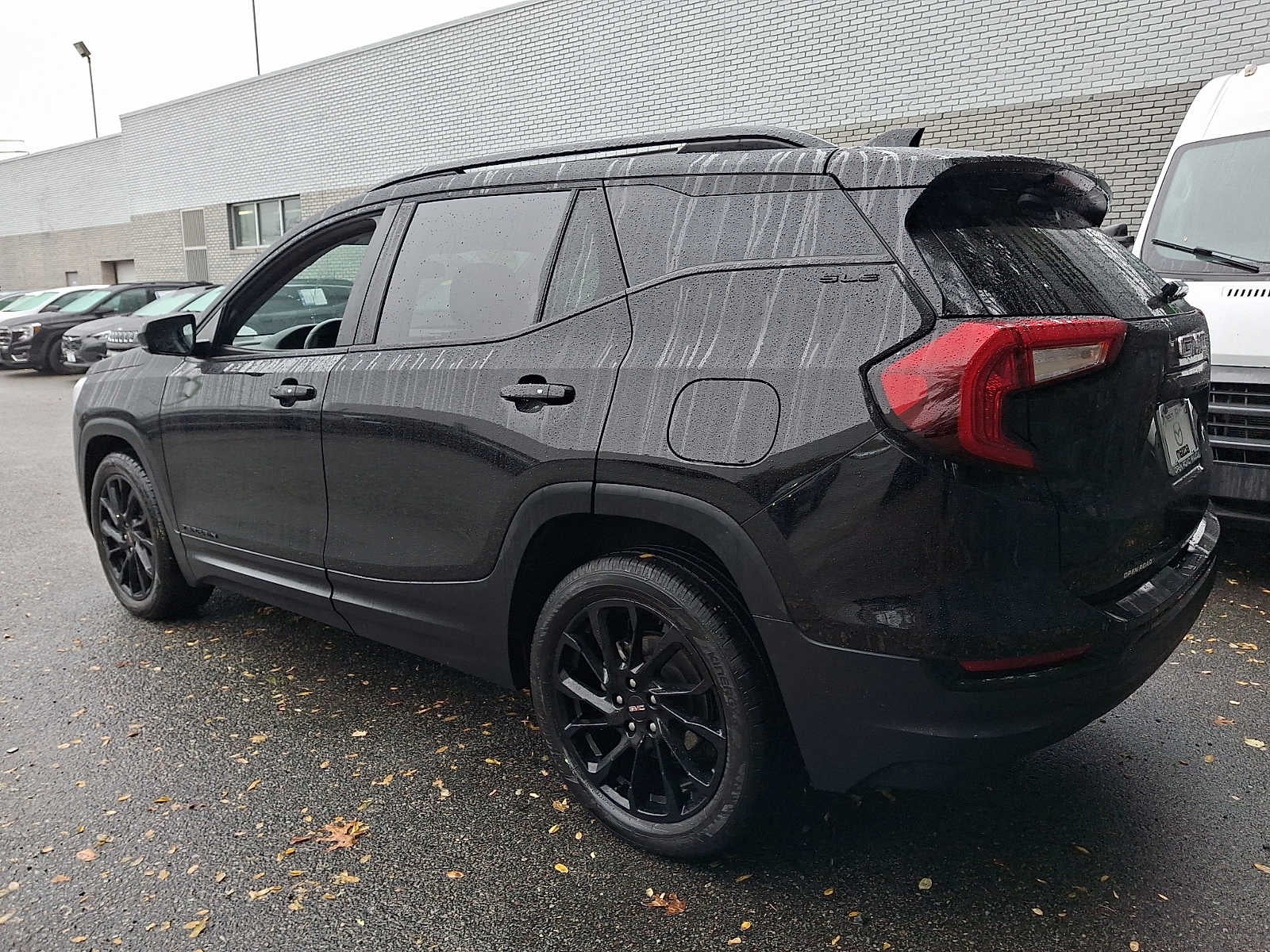 2023 GMC Terrain SLE