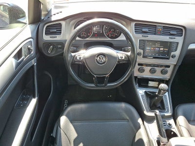 2017 Volkswagen Golf Wolfsburg Edition