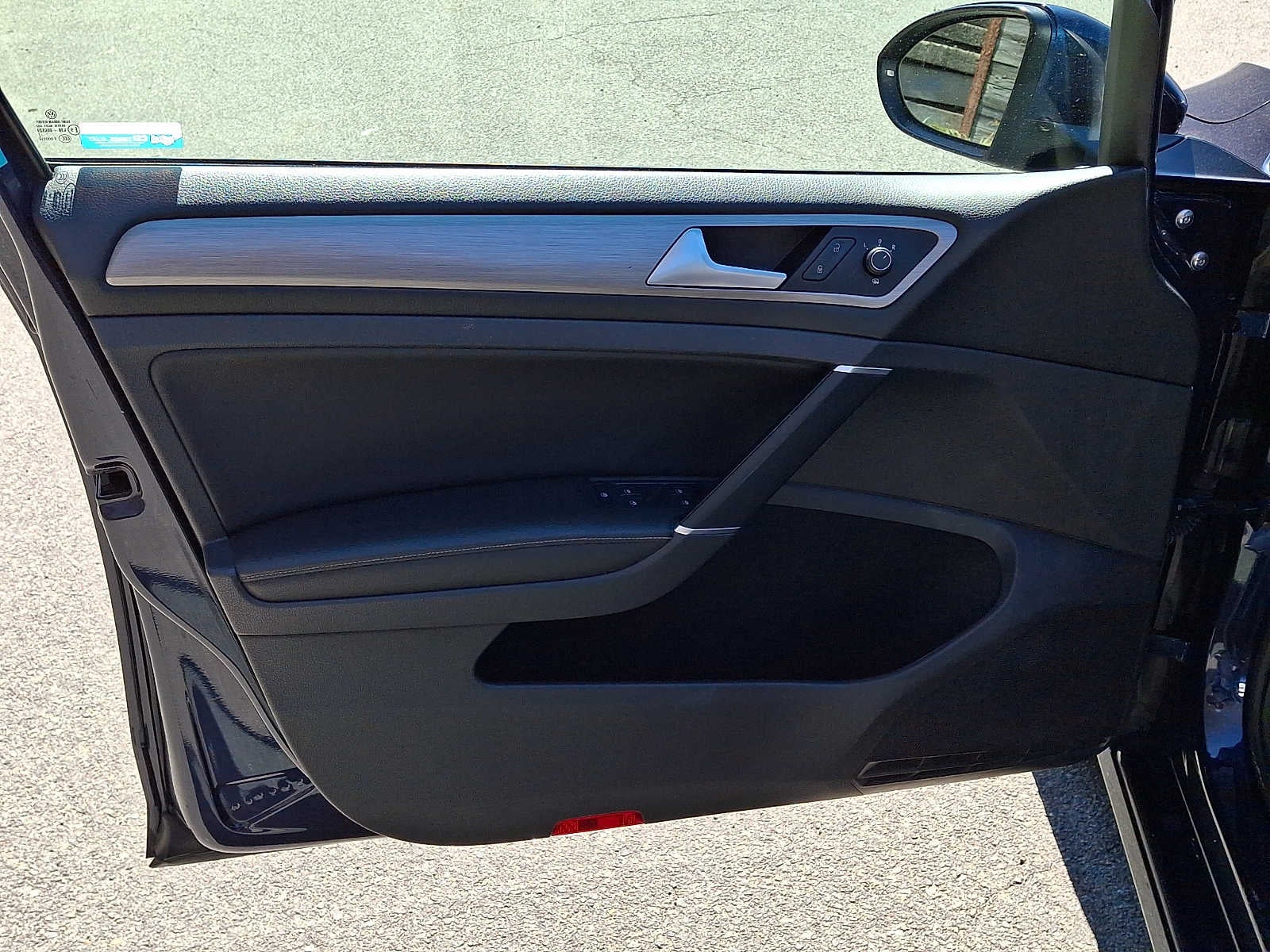 2017 Volkswagen Golf Wolfsburg Edition