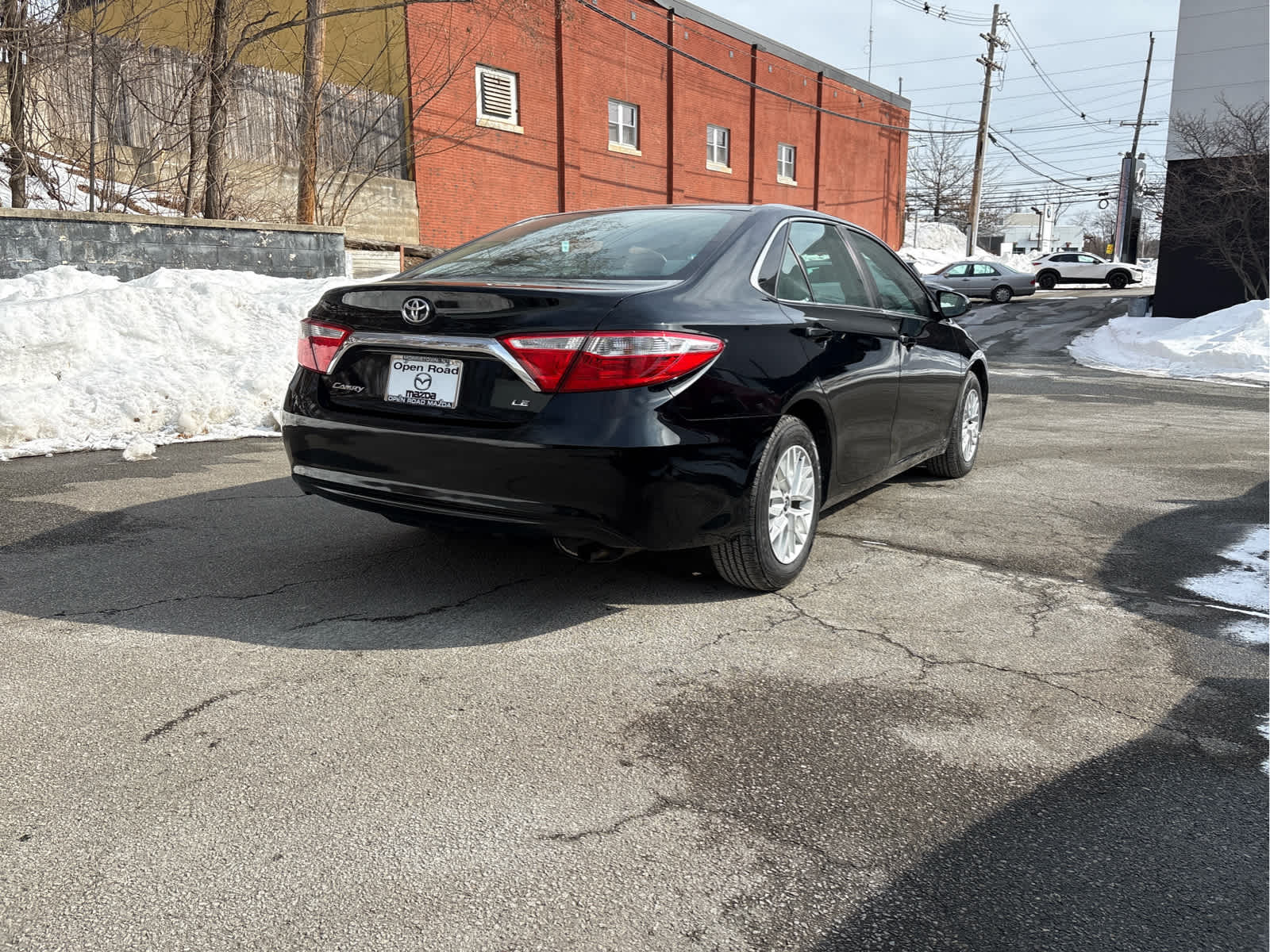 2016 Toyota Camry LE