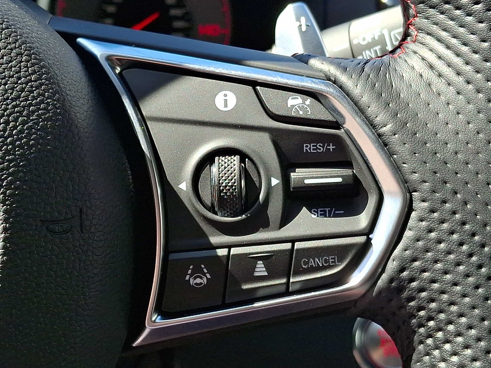 2025 Acura RDX w/A-Spec Advance Package
