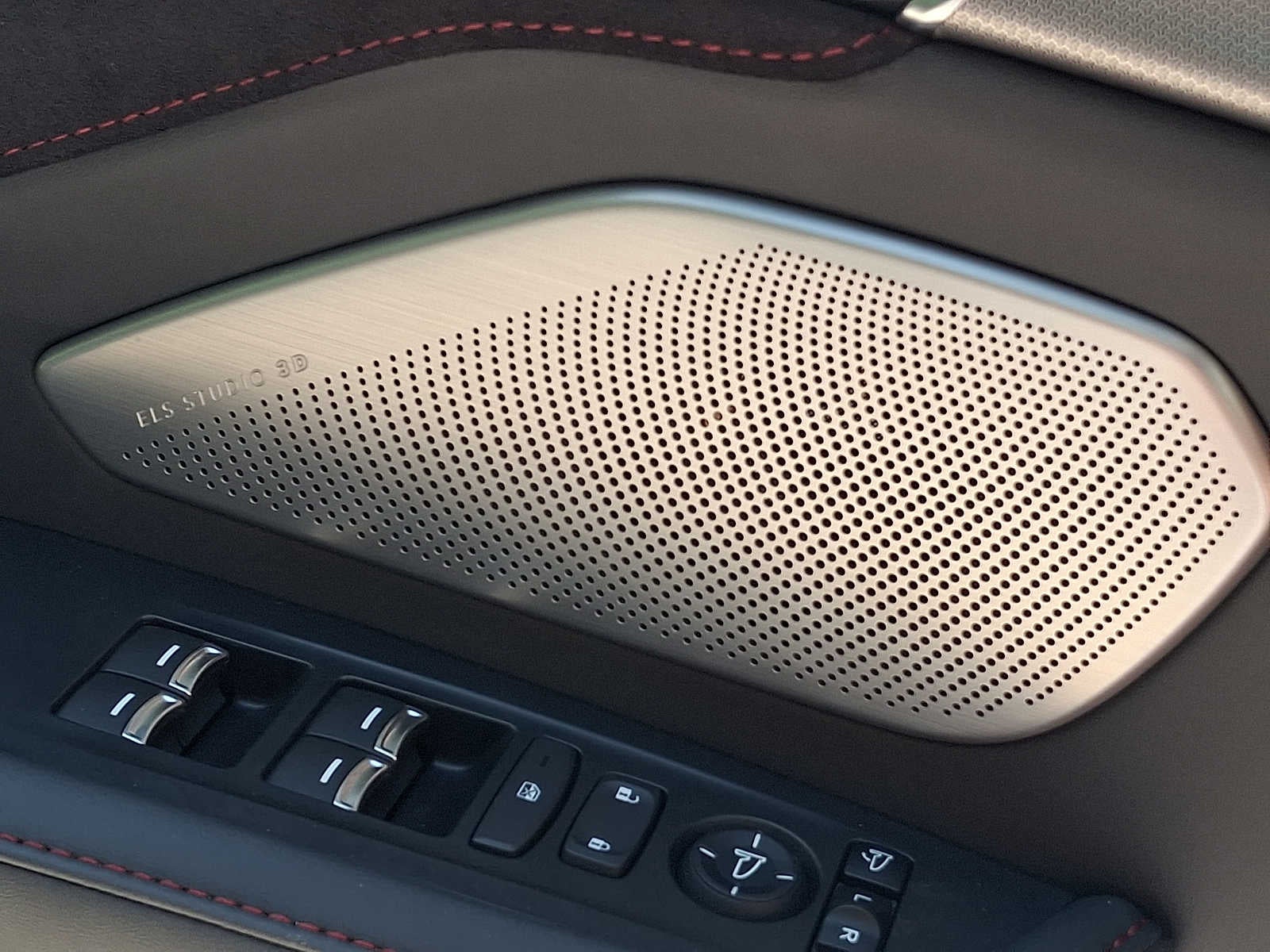 2025 Acura RDX w/A-Spec Advance Package